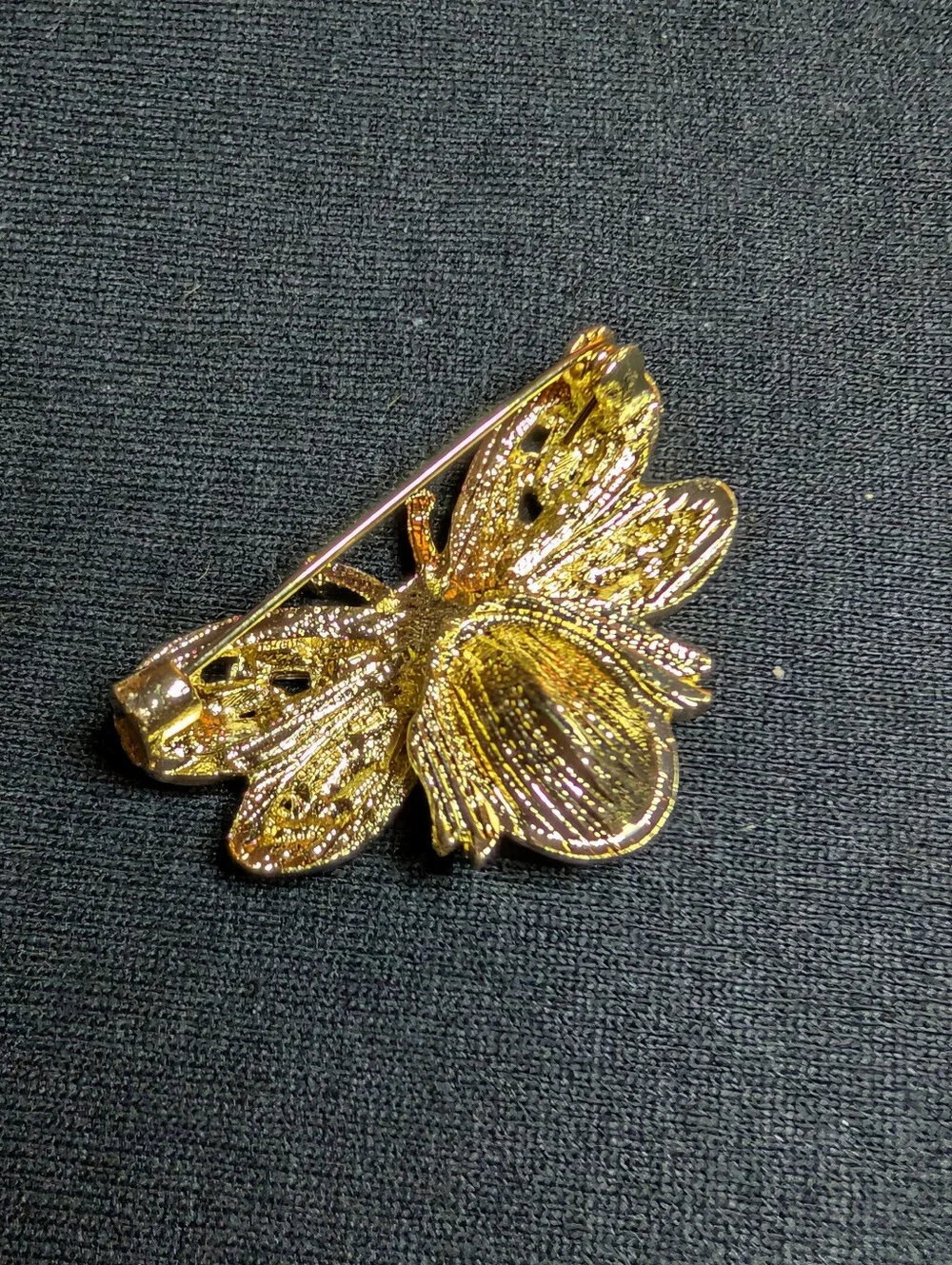 Gold Tone Bumble Bee Rhinestone Brooch Amber Crystal